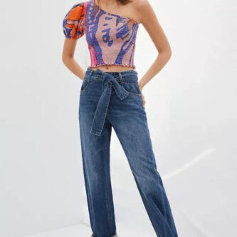 Anthropologie Pilcro High Rise Relaxed Pull On Jeans Tie Waist Size 27 J0200